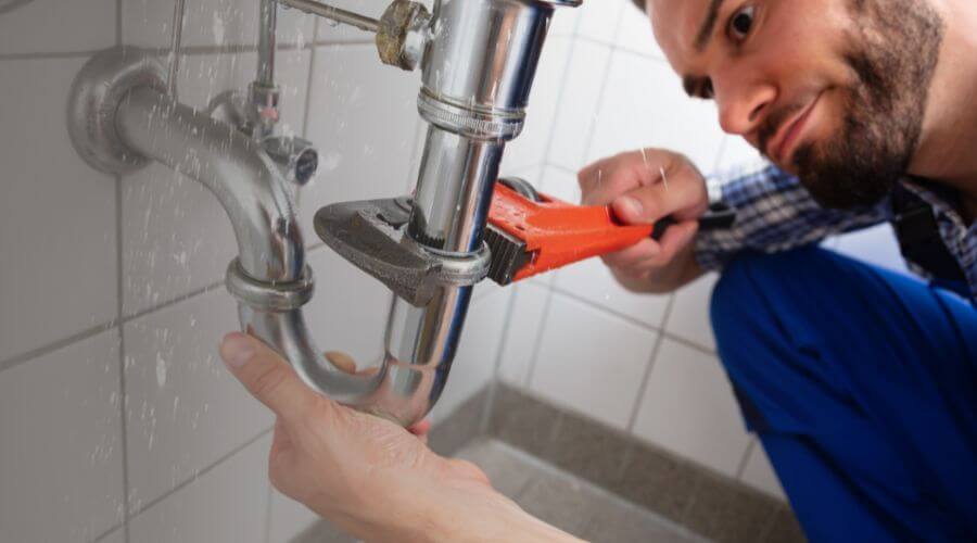 Professional same day plumber services in Larimore, ND